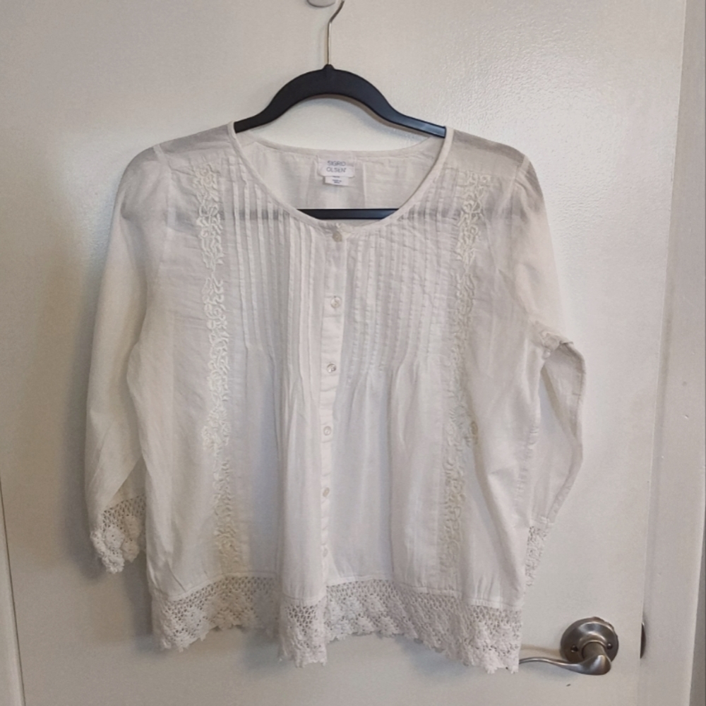 Sigrid Olsen white 3/4 sleeve, lace detailed cotton top, size XS